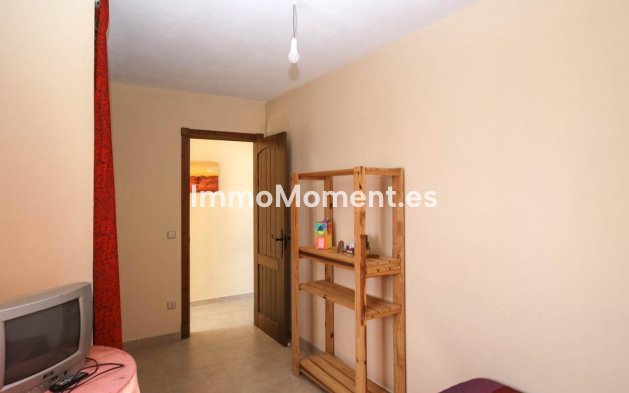 Revente - Maison mitoyenne - Intérieur                       - Alozaina