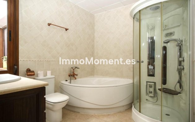 Revente - Maison mitoyenne - Intérieur                       - Alozaina