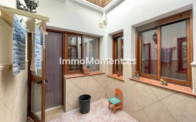 Revente - Maison mitoyenne - Intérieur                       - Alozaina