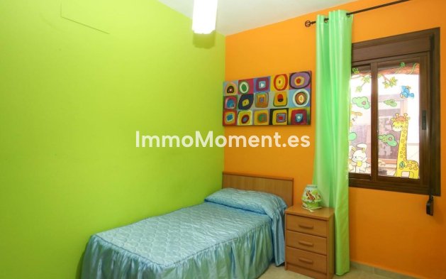 Revente - Maison mitoyenne - Intérieur                       - Alozaina