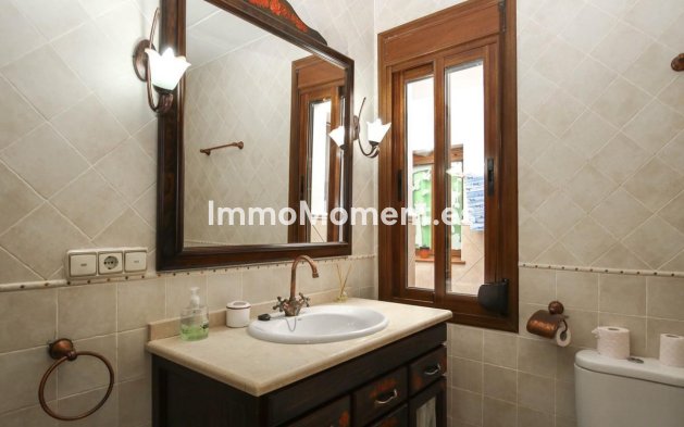 Revente - Maison mitoyenne - Intérieur                       - Alozaina