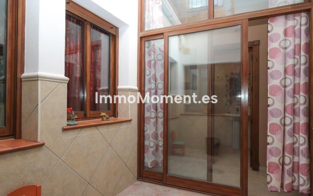 Revente - Maison mitoyenne - Intérieur                       - Alozaina