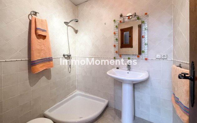 Revente - Maison mitoyenne - Intérieur                       - Alozaina