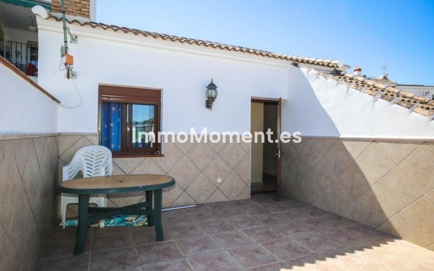 Revente - Maison mitoyenne - Intérieur                       - Alozaina