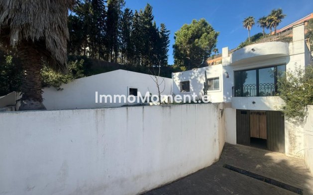 Resale - Townhouse - Estepona - Estepona Centro