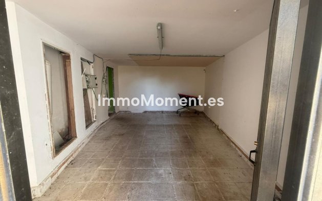 Resale - Townhouse - Estepona - Estepona Centro