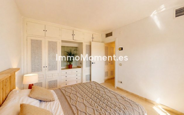 Wiederverkauf - Wohnung - Estepona  - Atalaya