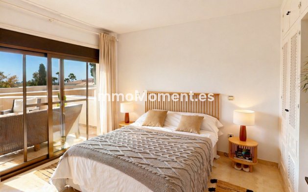 Wiederverkauf - Wohnung - Estepona  - Atalaya