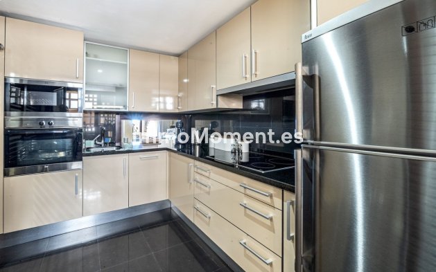 Bestaande woning - Appartement - Estepona  - Estepona Centro