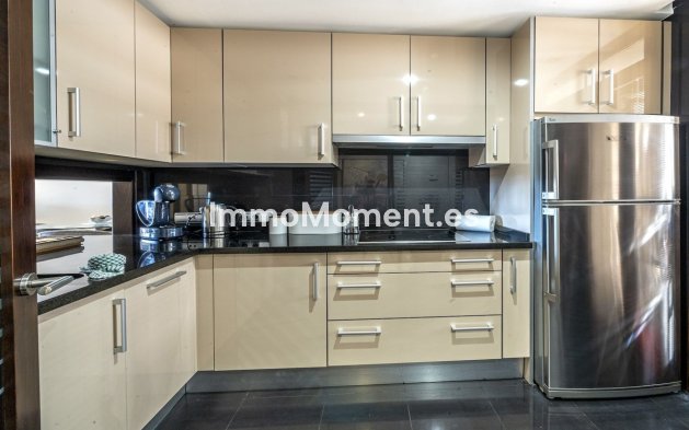 Bestaande woning - Appartement - Estepona  - Estepona Centro