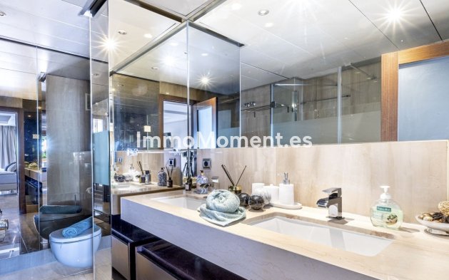 Bestaande woning - Appartement - Estepona  - Estepona Centro
