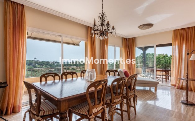 Resale - Apartment - Marbella - Elviria