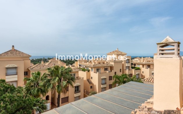 Resale - Apartment - Marbella - Elviria
