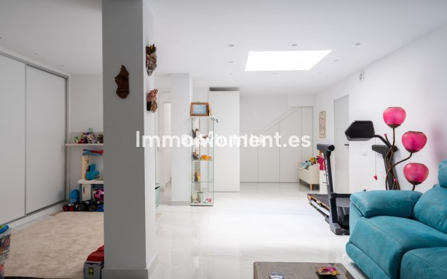 Bestaande woning - Vrijstaande villa - Marbella - La Mairena