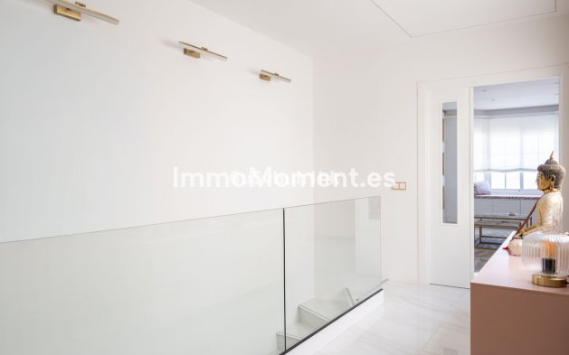 Bestaande woning - Vrijstaande villa - Marbella - La Mairena