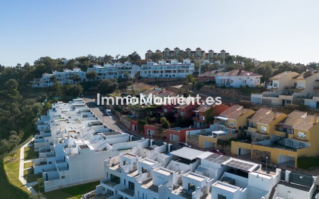 Bestaande woning - Vrijstaande villa - Marbella - La Mairena