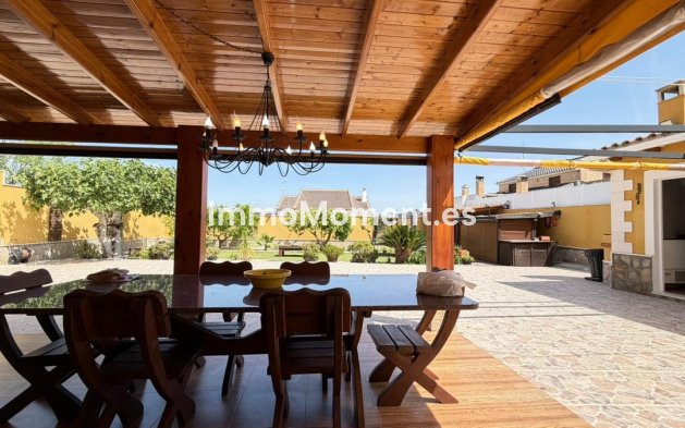 Reventa - Villa independiente - Orihuela - Orihuela Centro