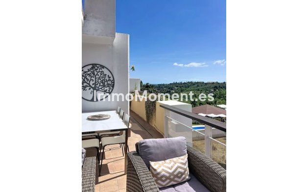 Resale - Apartment - Estepona - Selwo