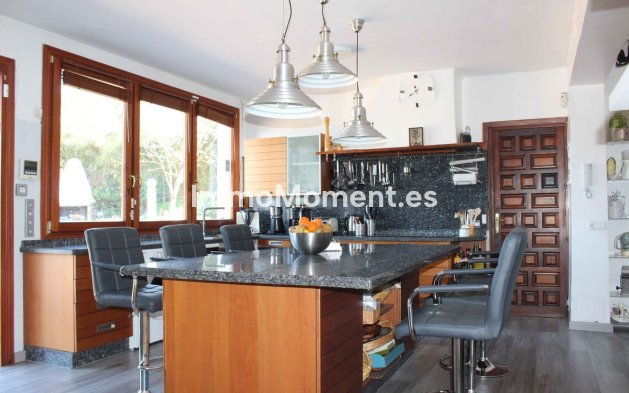 Resale - Detached villa - Marbella - El Rosario