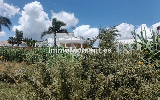 Resale - Plot - Estepona - Estepona Centro
