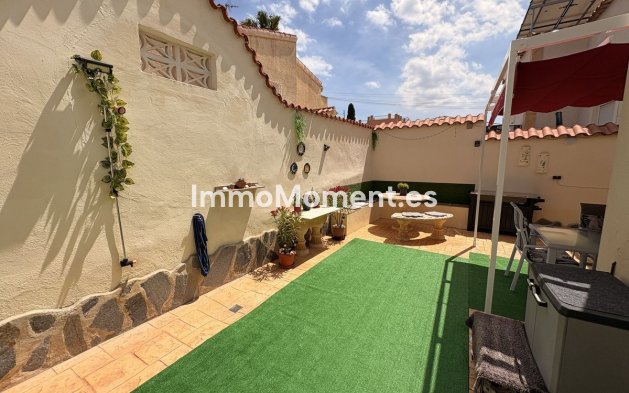 Resale - Detached villa - San Fulgencio - La Marina