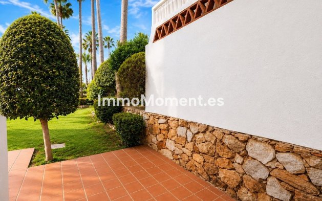 Resale - Apartment - Inland  - Alhaurín el Grande Centro