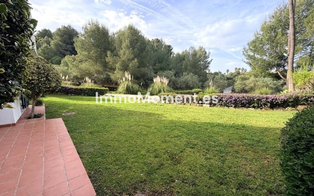 Resale - Apartment - Inland  - Alhaurín el Grande Centro