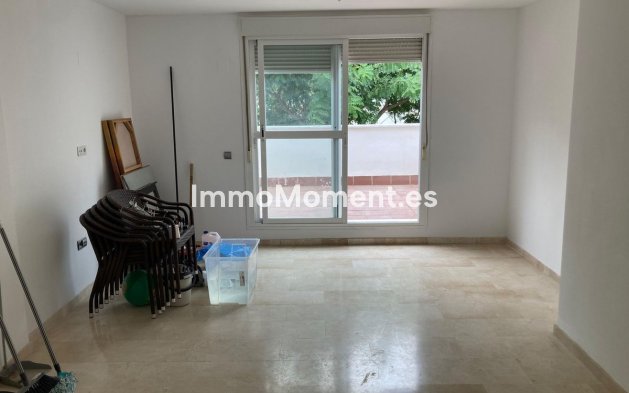 Wiederverkauf - Wohnung - Estepona  - Cancelada