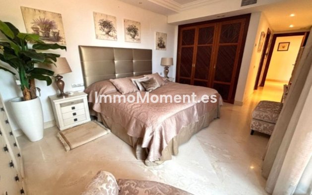 Resale - Apartment - Estepona - Estepona Centro