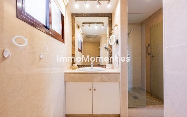 Wiederverkauf - Wohnung - Estepona  - Costalita