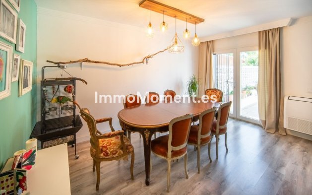 Resale - Townhouse - Estepona - Atalaya