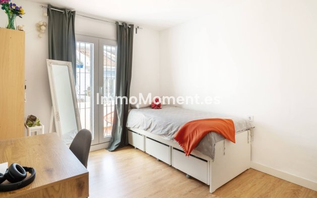 Resale - Townhouse - Estepona - Atalaya