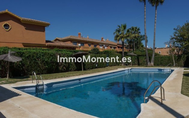 Resale - Townhouse - Estepona - Atalaya