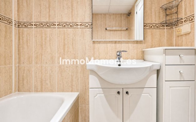 Bestaande woning - Vrijstaande villa - Manilva - La Duquesa