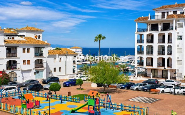 Bestaande woning - Vrijstaande villa - Manilva - La Duquesa