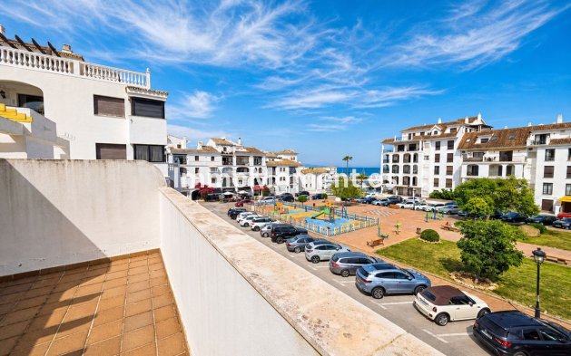 Bestaande woning - Vrijstaande villa - Manilva - La Duquesa
