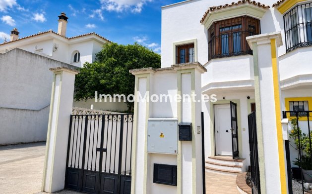 Bestaande woning - Vrijstaande villa - Manilva - La Duquesa