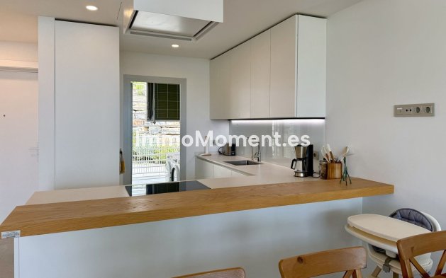 Resale - Apartment - Fuengirola - Higueron