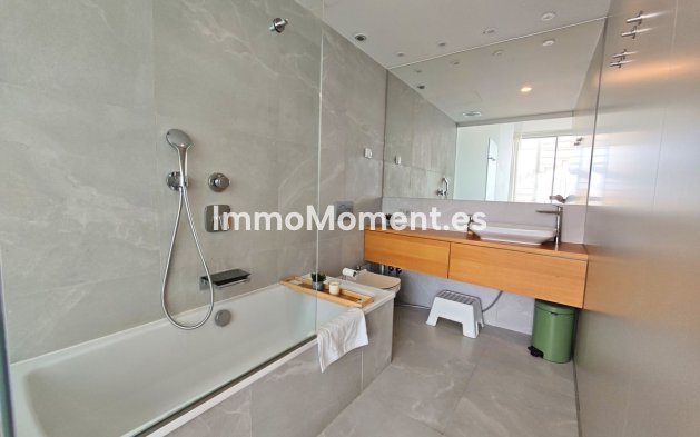Resale - Apartment - Fuengirola - Higueron