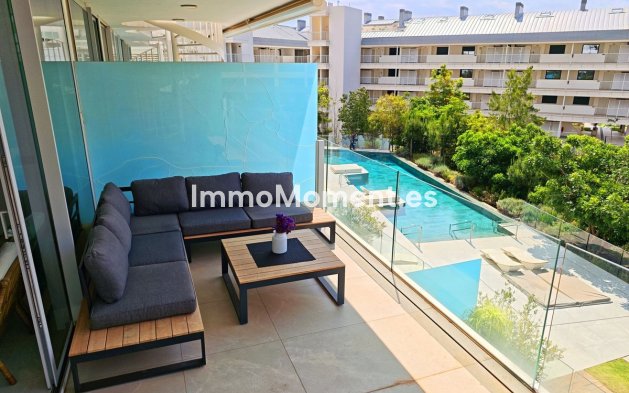 Resale - Apartment - Fuengirola - Higueron