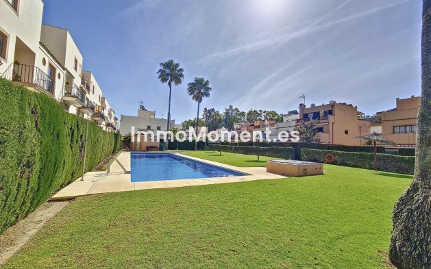 Wiederverkauf - Reihenhaus - Estepona  - Estepona Centro