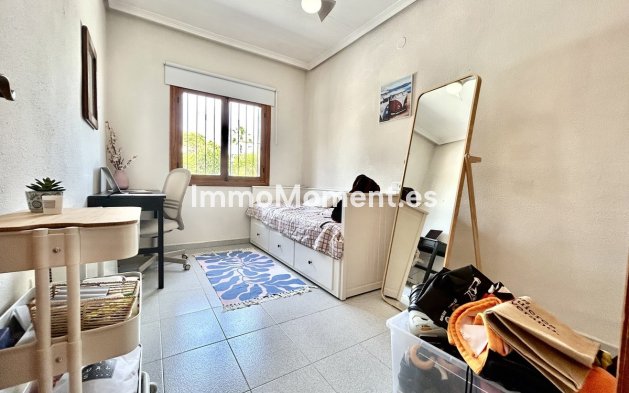 Wiederverkauf - Freistehende Villa - Orihuela - La Zenia