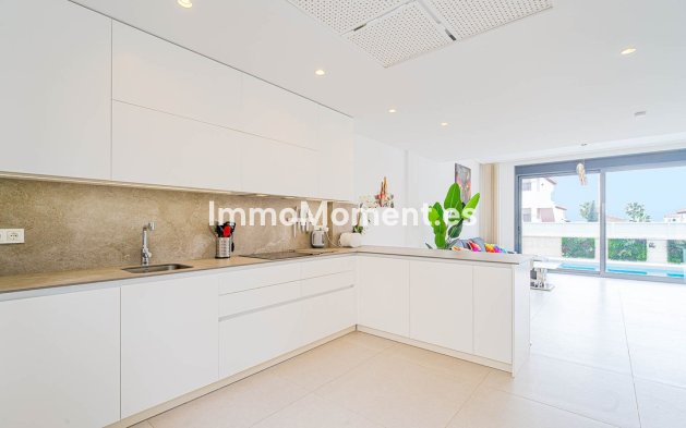 Reventa - Villa independiente - Orihuela - Punta Prima