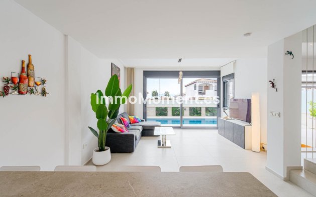 Reventa - Villa independiente - Orihuela - Punta Prima