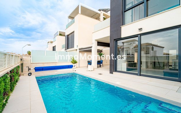 Reventa - Villa independiente - Orihuela - Punta Prima