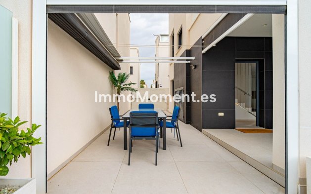 Reventa - Villa independiente - Orihuela - Punta Prima