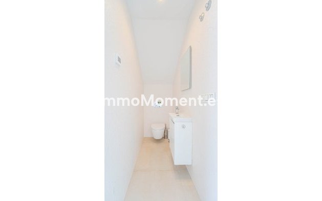 Reventa - Villa independiente - Orihuela - Punta Prima