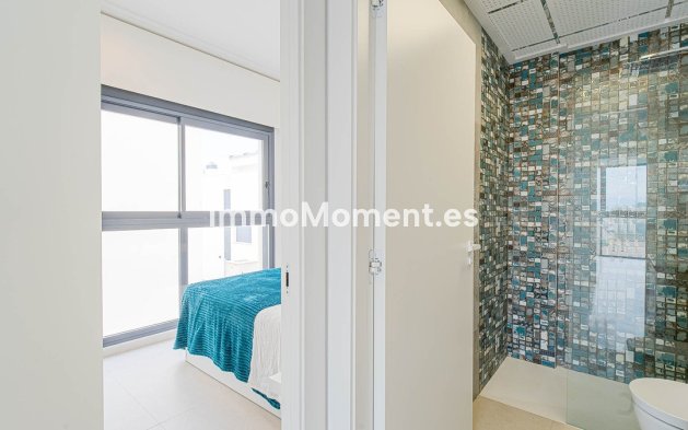 Reventa - Villa independiente - Orihuela - Punta Prima