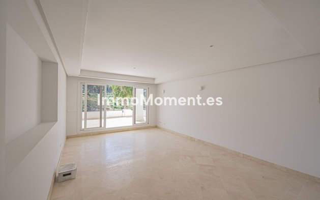Wiederverkauf - Wohnung - Marbella - Nueva Andalucía