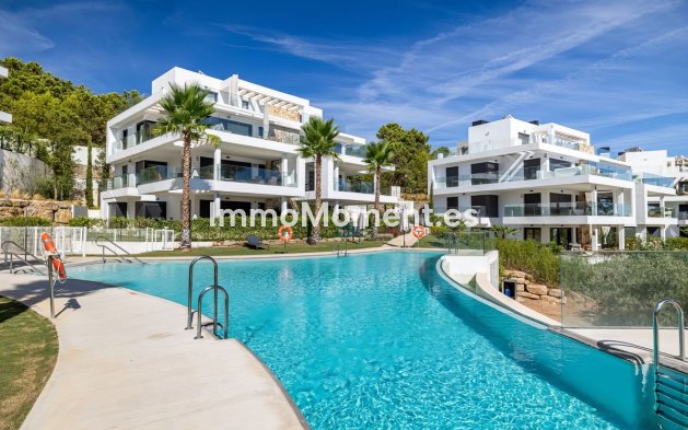 Revente - Appartement - Estepona  - Selwo